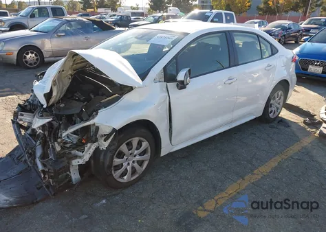 2021 Toyota Corolla Le из США, поврежденный, VIN JTDEPMAE7MJ158645